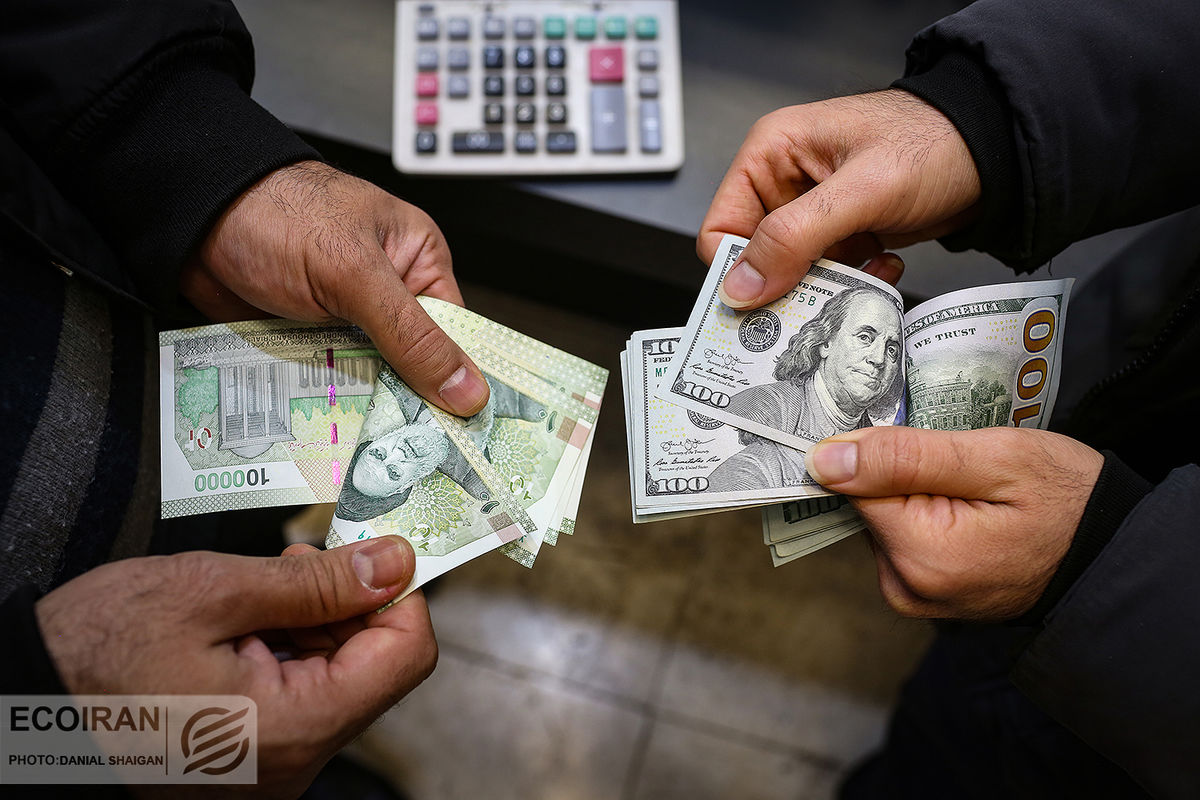بدترین سال دلار در نیم دهه