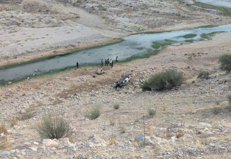 نجات معجزه آسای سرنشینان خودرو در محور یاسوج-اصفهان