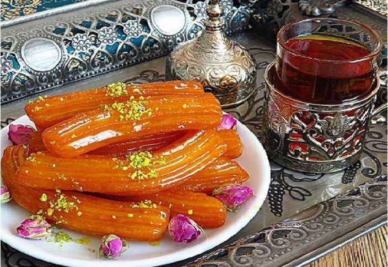 زولبیا و بامیه چطور سر از سفره افطار درآوردند؟/ پای مظفرالدین شاه در میان است