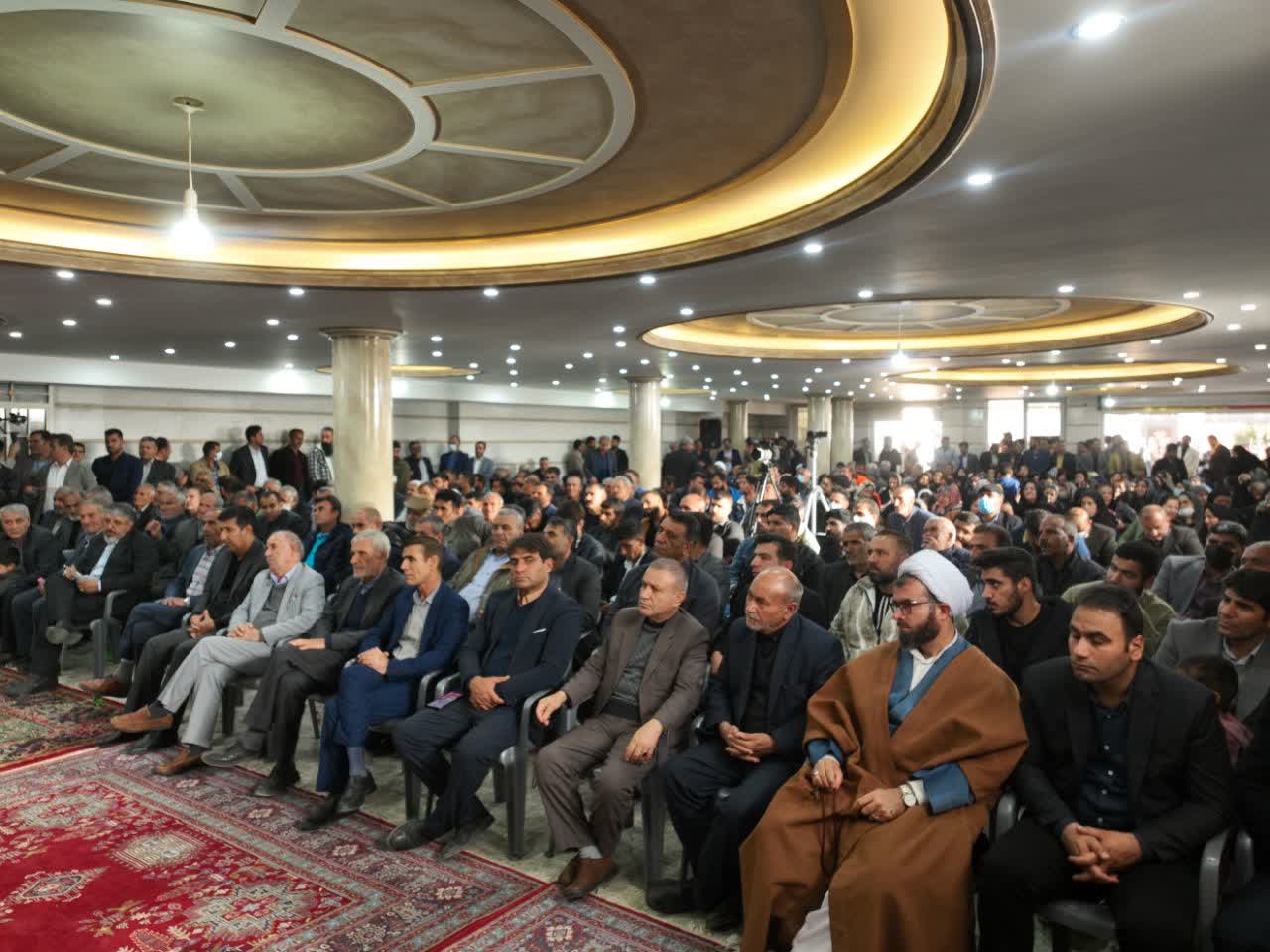 نشست هماندیشی بادلانیها با منتظریان / نمایندهای میخواهیم که مثل عقاب رصد و همانند شیر حق مردم را مطالبه کند