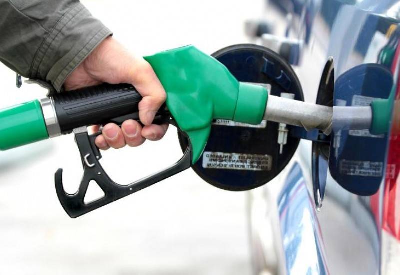 مردم به شایعات «بنزین» توجهی نکنند