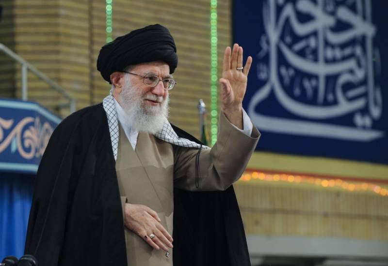 ملت ایران یک شجره طیبه است؛ آمریکا غلط می‌کند که آن را تهدید کند