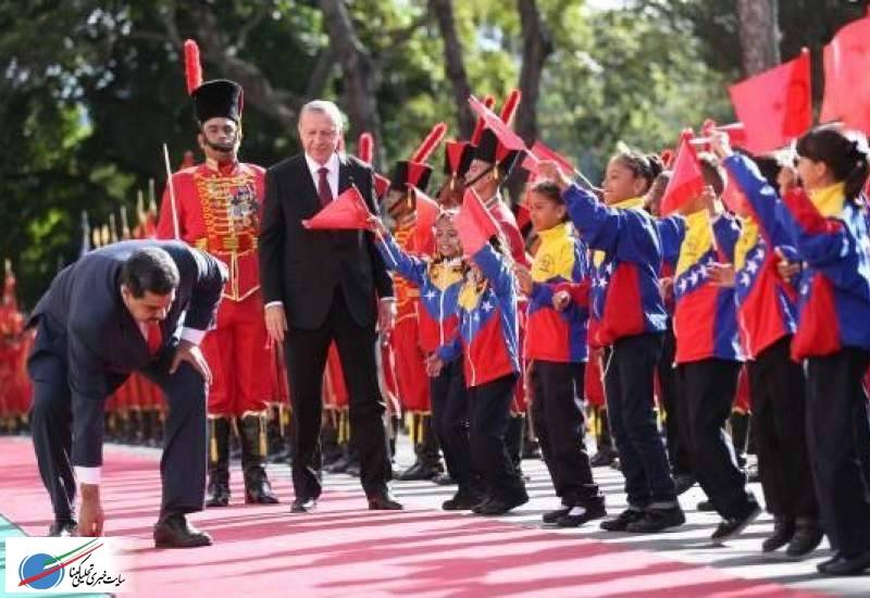 اقدام جالب رئیس جمهور ونزوئلا (+تصاویر)