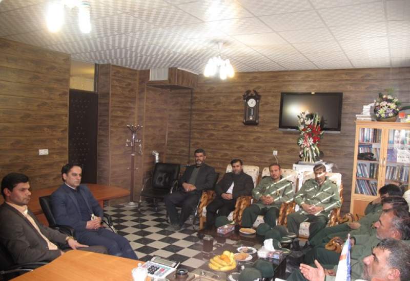 نشست مشترک فرمانده تیپ 48 فتح با سرپرست جهاد دانشگاهی کهگیلویه و بویراحمد(+ تصاویر)
