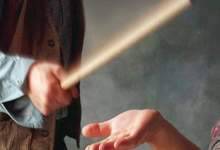 تبدیل فلک قاجاری به کتک امروزی!