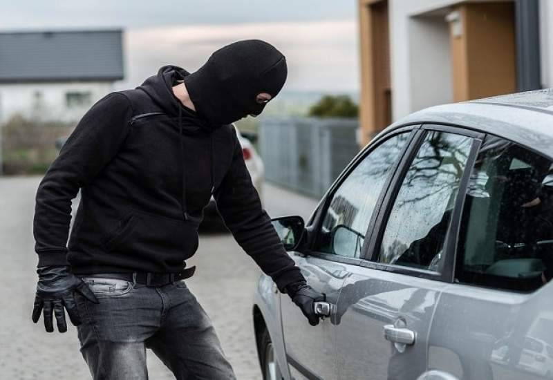 کارهایی که با دزدیده یا گم شدن پلاک خودرو باید انجام دهید