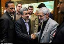 تصاویر: اشک‌های احمدی‌نژاد در مراسم ختم برادر غلامحسین الهام