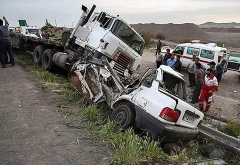 تصادف پراید و کامیون در باشت پنج کشته برجای گذاشت