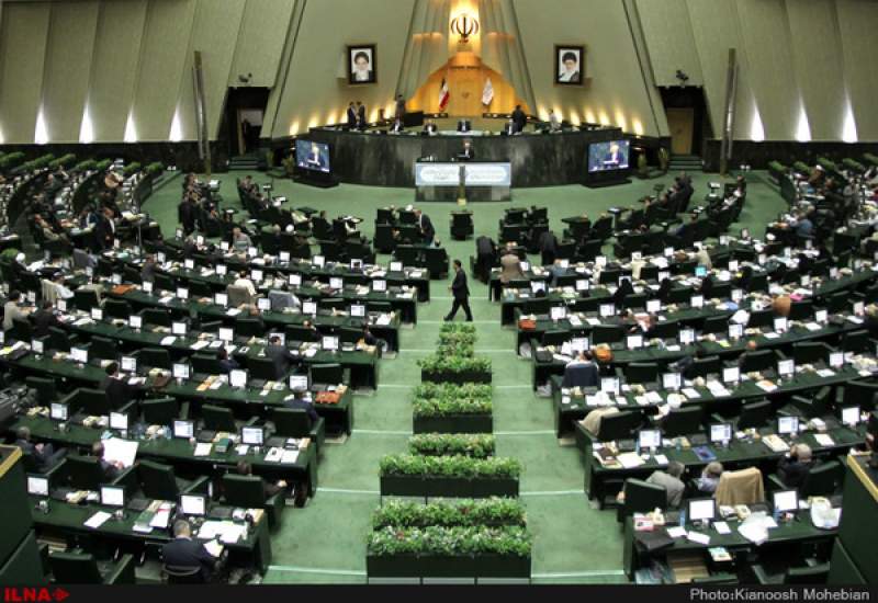 احمدی‌نژادی‌های مجلس به دنبال صندلی ریاست / تله‌ برای قالیباف
