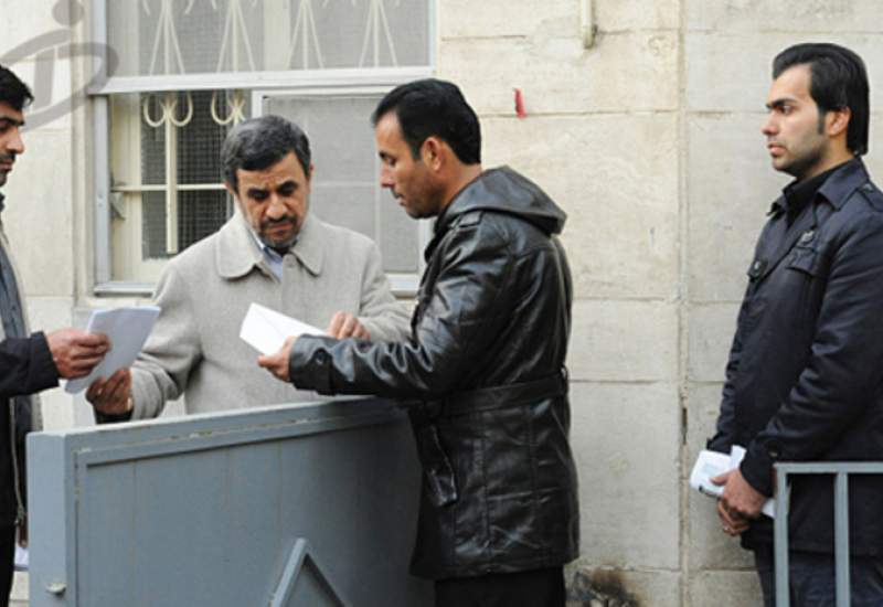 اقدام عجیب احمدی‌نژاد در محله نارمک!