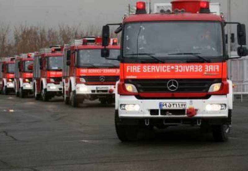 استقرار ۶ تیم آتش نشانی شهرداری تهران در یاسوج