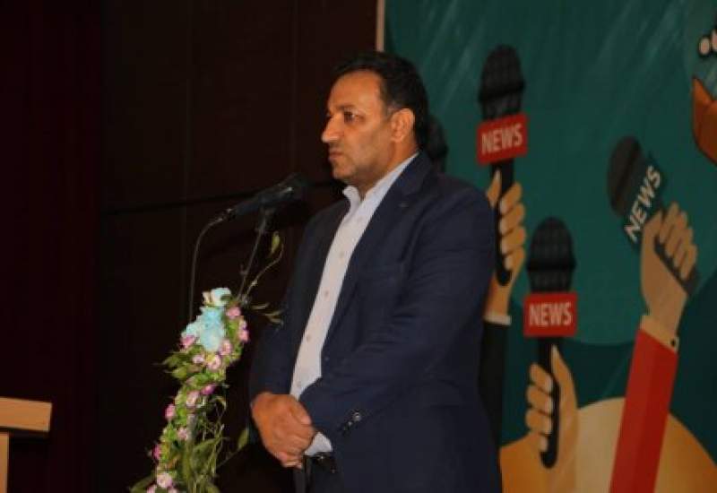 کاظمی‌جو در نشست خبرنگاران با «موحد»: رسانه‌های بر طبل نفاق نکوبند / طایفه‌گران افراد مریض هستند