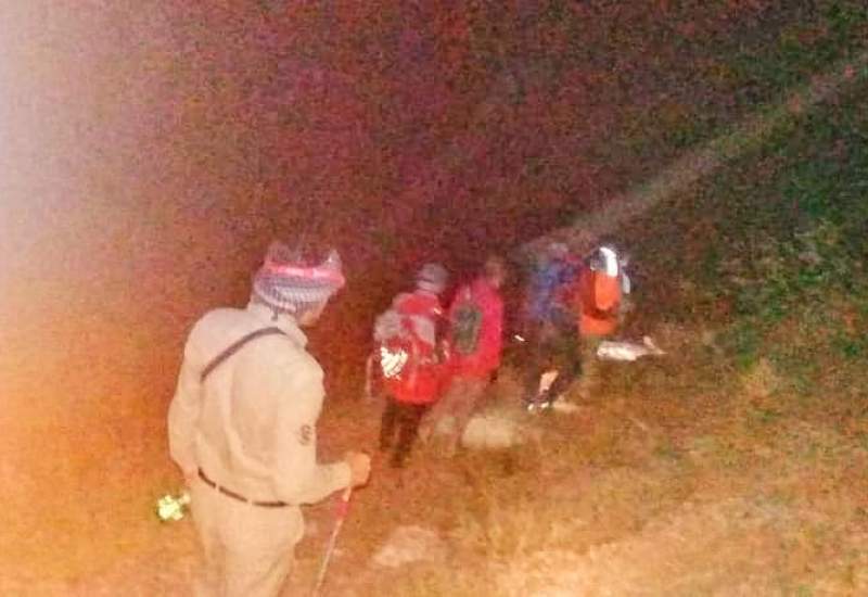 نجات همزمان دو بانوی کوهنورد در ارتفاعات ۳۵۰۰ متری دنا