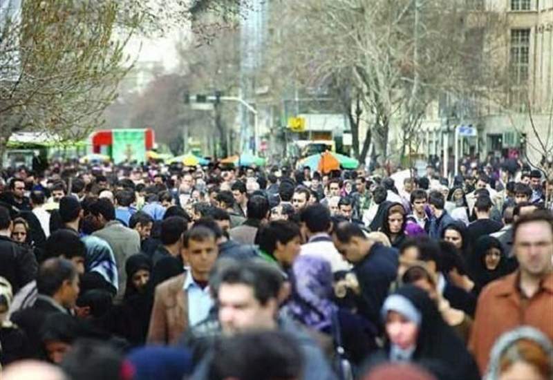 آمارهایی از زندگی ایرانیان در پایان قرن / زنگ هشدار جدی برای جامعه سیاست‌زده ایران