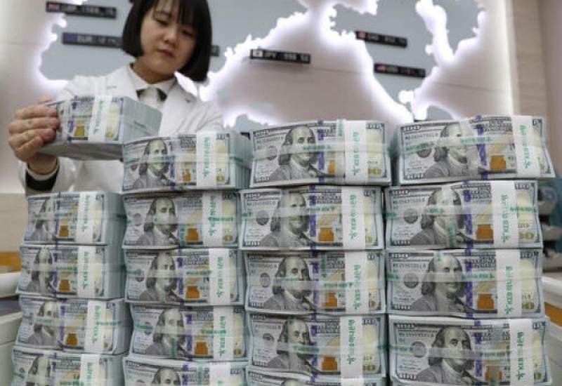 جزئیات رفع حصر از دلارهای ایران / کره جنوبی در گام اول یک میلیارد دلار از پول‌های ایران را آزاد می‌کند