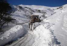 برف راه ارتباطی۳۷۲ روستای الیگودرز را بست