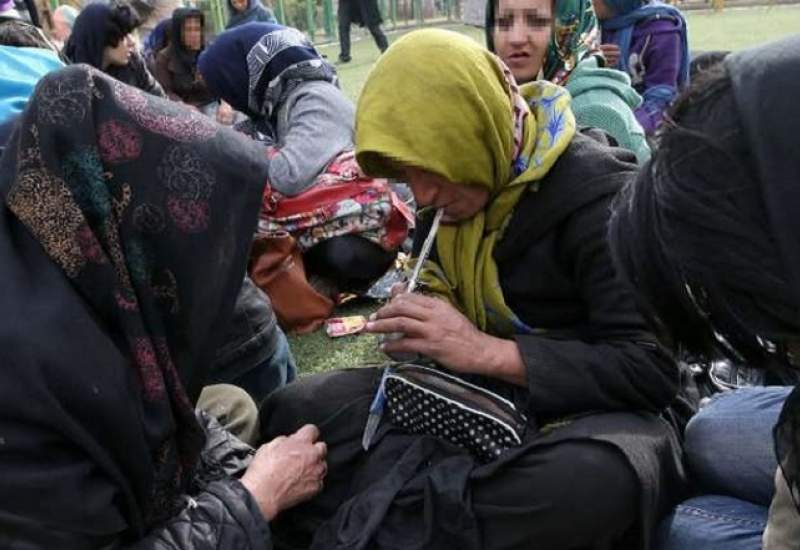 سن کارتن خوابی زنان در ایران به 15 سال رسید