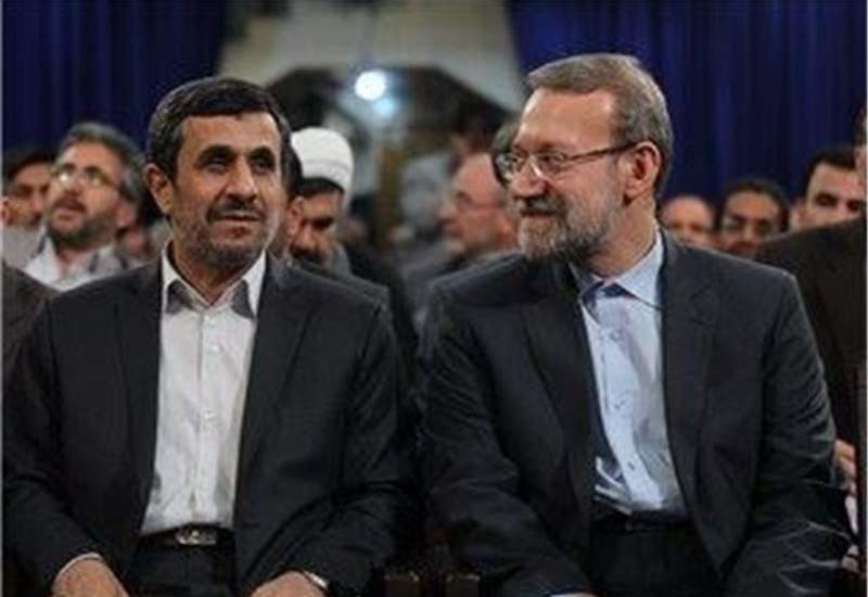 روایتی از دعوای لاریجانی و احمدی‌نژاد در یکشنبه سیاه مجلس