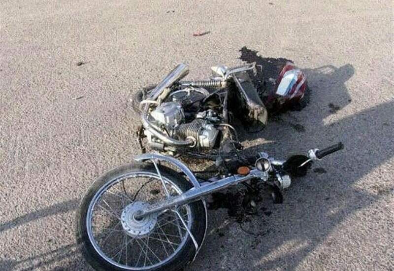 تصادف مرگبار دو دستگاه موتورسیکلت در لنده