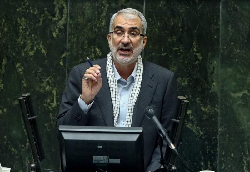 کیهان به وزیر آموزش و پرورش: روحانیون را به مدارس بیاورید
