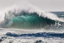 هشدار امواج ۲ متری در سواحل جنوبی/ تداوم بارندگی در برخی استان‌ها تا جمعه