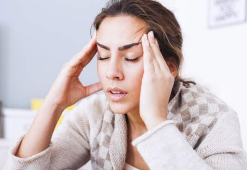 ۱۰ روش خانگی برای درمان سردرد