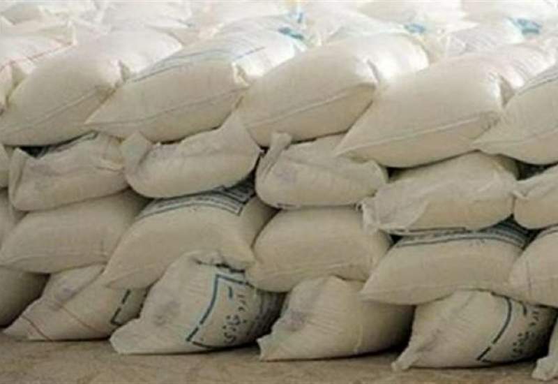 کشف ۹۸ کیسه آرد احتکار شده در چرام