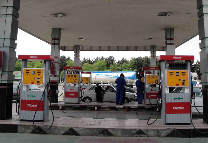 خبر مهم بنزینی سخنگوی دولت / گزارش اولیه تخصیص بنزین به شخص به جای خودرو تهیه شد
