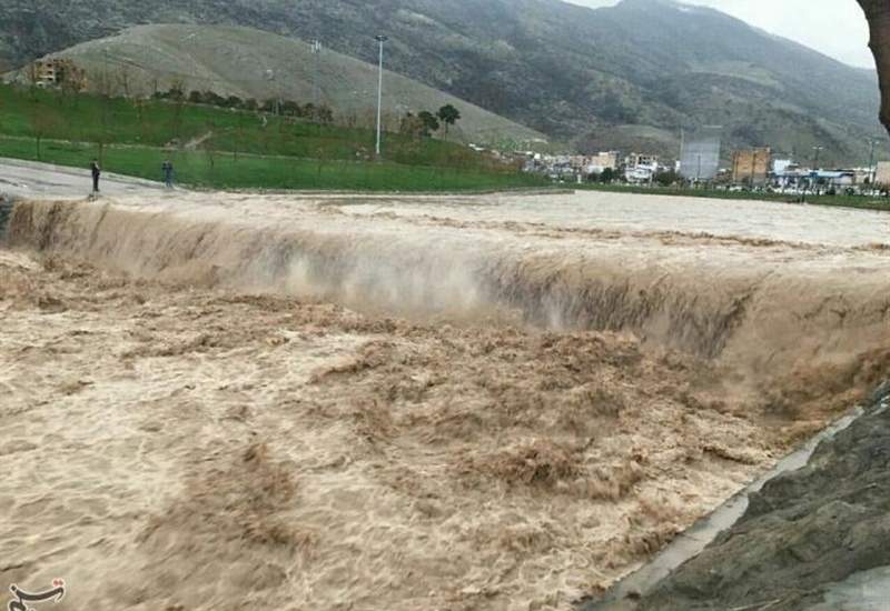 هشدار آب منطقه ای کهگیلویه و بویراحمد: از تجمع در اطراف رودخانه ها بپرهیزید