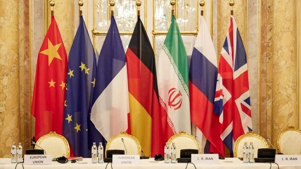 تغییر موضوع اروپا در قبال احیای برجام / گفت و گوی امیر عبداللهیان با بورل / بسته تحریمی جدید علیه ایران 