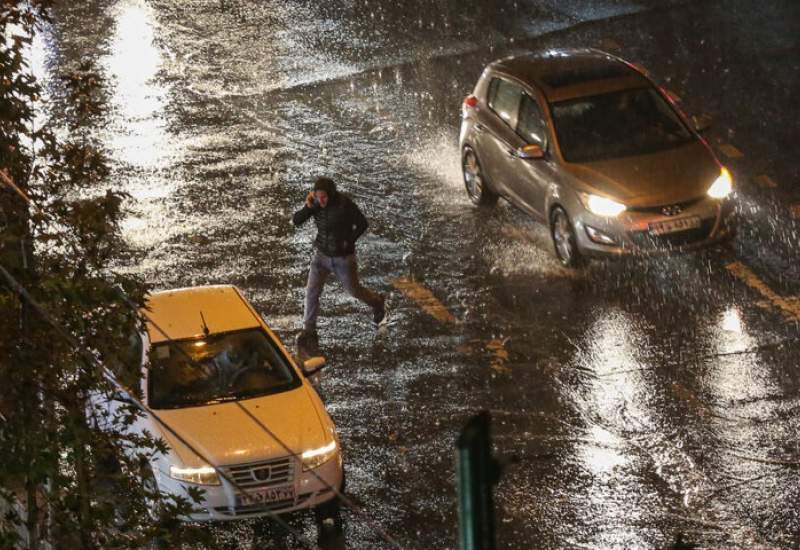 فعالیت سامانه بارشی در ۸ استان / پیش بینی وزش باد شدید در تهران