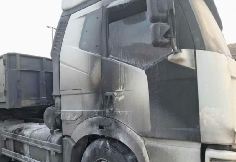 (فیلم) حمله مسلحانه به کامیون‌ها در بوشهر به دلیل همراهی نکردن با اعتصابات