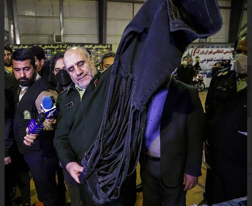 (تصاویر) فروش این شلوارهای زنانه در بازار تهران جنجالی شد!