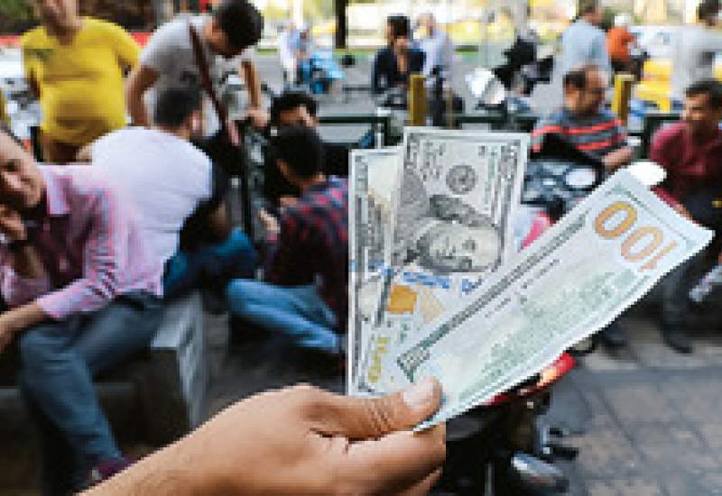 گوی دلار در میدان دولت / اظهارات مسئولان دولتی درباره وضعیت دلار و سکه پذیرفتنی نیست