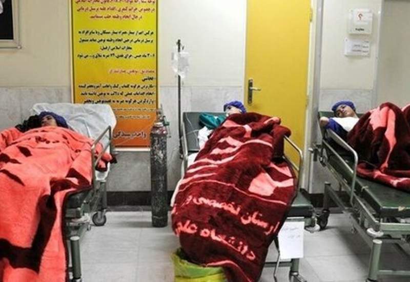 مسمومیت ۷۰۰ دانش‌آموز در خوزستان