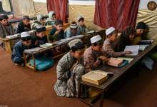 مدارس افغانستان در دوران طالبان؛ کلاشنیکف و بمبگذاری انتحاری