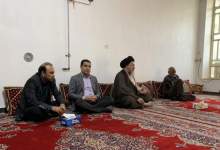 حضور آیت الله ملک حسینی در منزل «منصور زرگر» خبرنگار فقید کهگیلویه و بویراحمدی