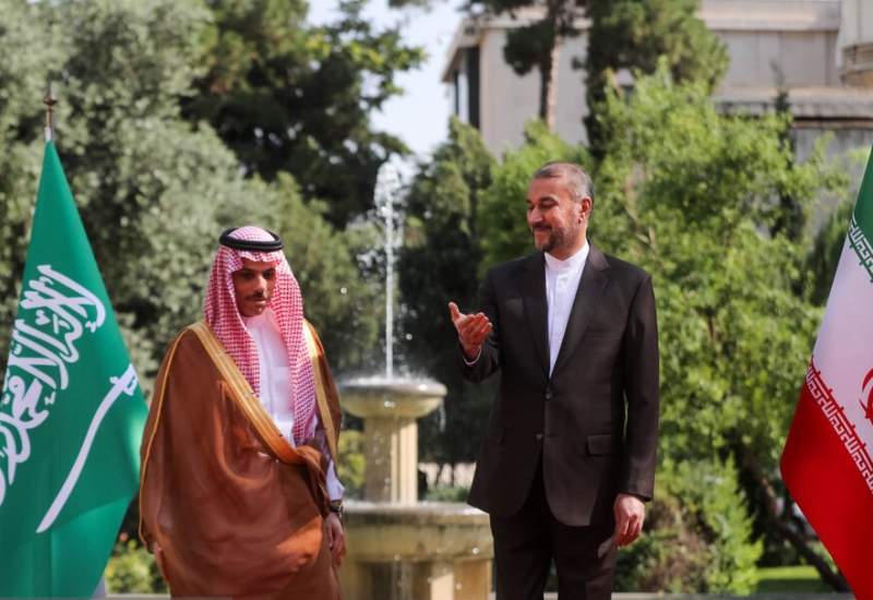 ویدیو / استقبال امیرعبداللهیان از وزیر خارجه عربستان