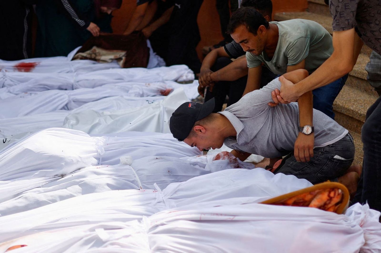 حمله جنگنده‌های صهیونیست به نزدیک بیمارستان شهداالاقصی