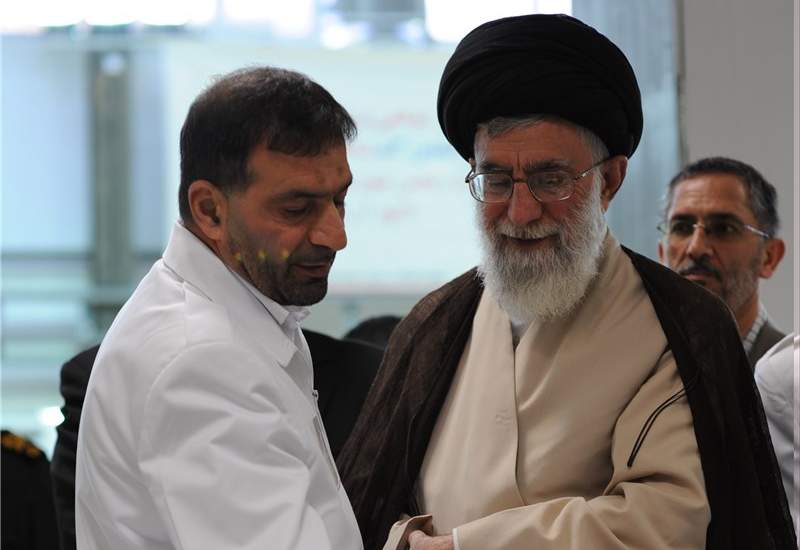 عکس / دستنوشته شهید طهرانی مقدم برای رهبر انقلاب