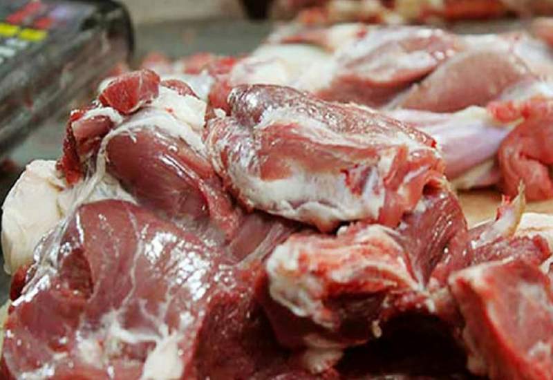توزیع ۲۷۰ لاشه گوشت گوسفندی در بازار یاسوج / گوشت به قیمت قبلی برگشت