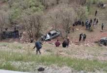واژگونی سه خودرو شوتی در جاده یاسوج - اصفهان /  سه راننده جان باختند + فیلم  