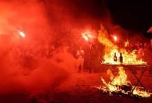 فیلم| معترضان مقابل اقامتگاه نتانیاهو آتش به پا کردند  