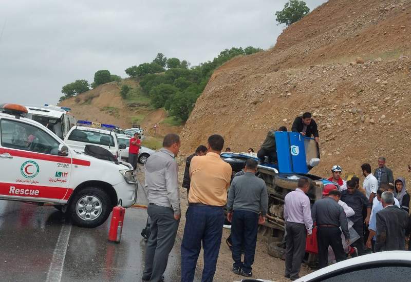واژگونی خودرو در جاده یاسوج ـ اصفهان