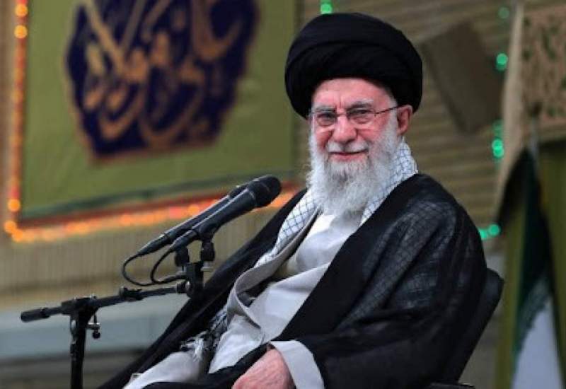 جمعی از مسئولان سه قوه با رهبرانقلاب دیدار می‌کنند