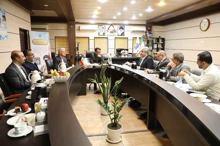 شوخی تاج‌گردون با هیئت رئیسه دانشگاه یاسوج