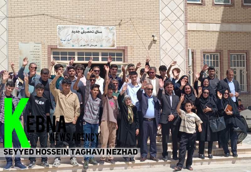 فیلم و تصاویر | ۱۲/۵ میلیارد تومان تجهیزات اهدایی به دو هنرستان دارالفنون و هفده شهریور شهر دهدشت/ زهرا گیتی نژاد ، نامی که باید شناخت/خطاب به مدیران استانی ،اگر اعتبارات دولتی ناکافی است ، ارتباطات غیر دولتی تان را افزایش دهید