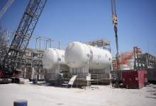 پیشرفت طرح پلی‌اتیلن سنگین شرکت صنایع پلیمر گچساران از ۵۰ درصد عبور کرد/ نصب مخازن دوقلوی ذخیره بوتن پروژه