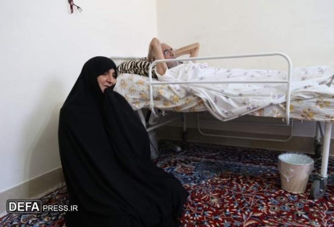 همسر جانباز ۵۰ درصد کهگیلویه و بویراحمد تجلیل شد