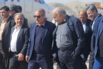 فیلم | هدیه جالب یک بانوی دیلی به معاون وزیر راه و شهرسازی با حضور تاج‌گردون  